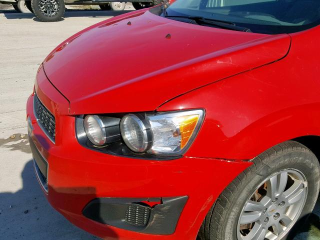 1G1JA5SH1C4171573 - 2012 CHEVROLET SONIC LS RED photo 9