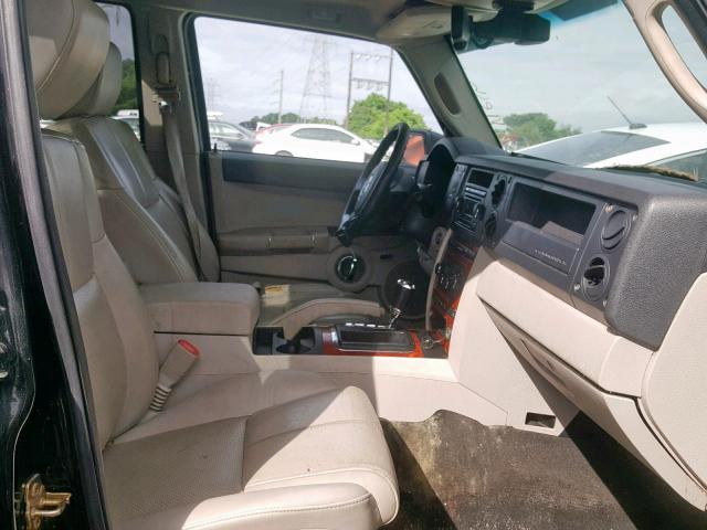 1J8HH58N26C247819 - 2006 JEEP COMMANDER BLACK photo 5