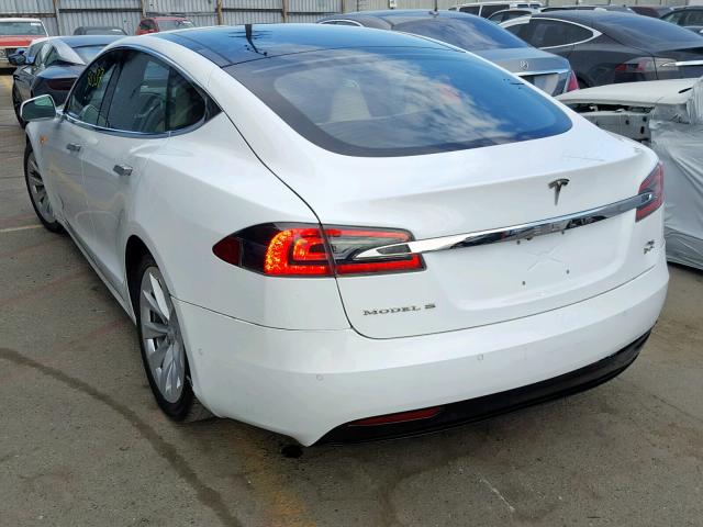 5YJSA1E17GF156173 - 2016 TESLA MODEL S WHITE photo 3