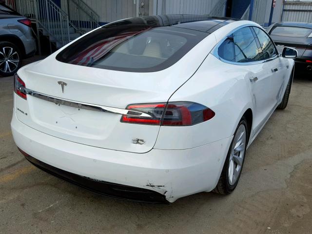 5YJSA1E17GF156173 - 2016 TESLA MODEL S WHITE photo 4