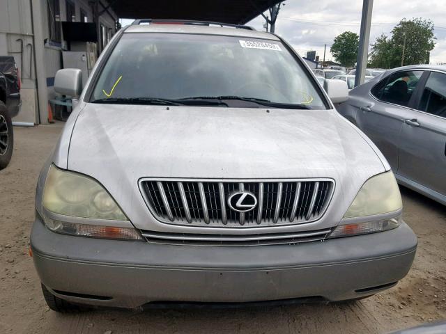 JTJHF10U120292039 - 2002 LEXUS RX 300 SILVER photo 9