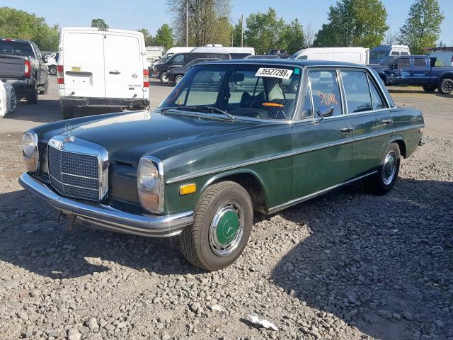 11511010186409 - 1971 MERCEDES-BENZ 220D GREEN photo 2