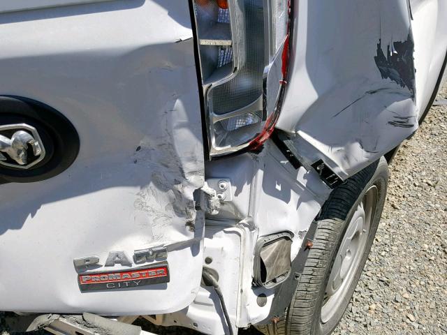 ZFBERFAB2H6F17314 - 2017 RAM PROMASTER 白色 照片 9