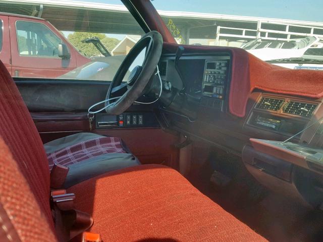 2GTFC29Z5P1563879 - 1993 GMC SIERRA C25 RED photo 5