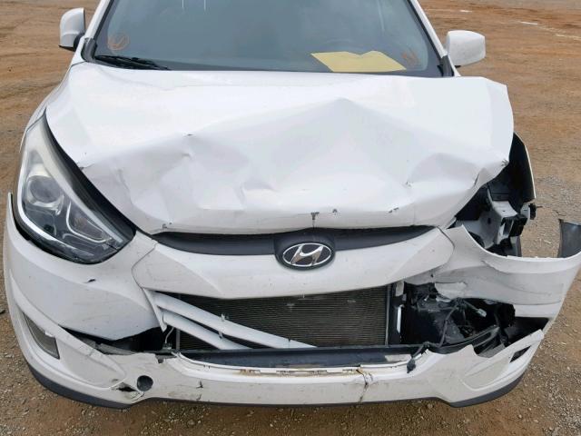 KM8JU3AG5FU099210 - 2015 HYUNDAI TUCSON LIM WHITE photo 7