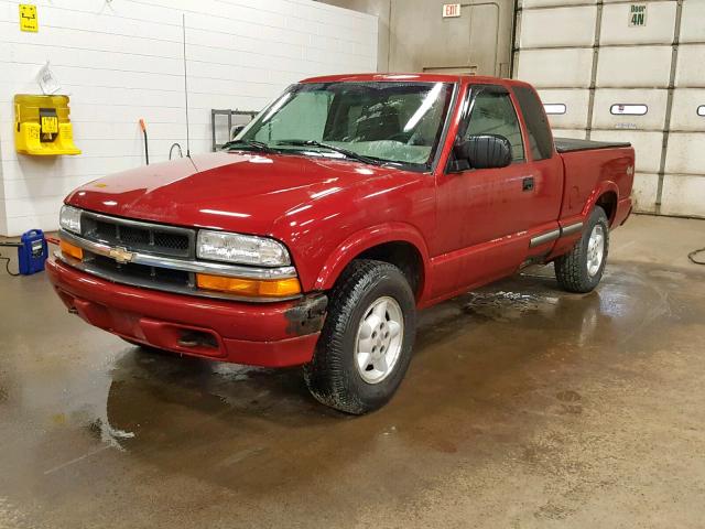 1GCDT19W618227511 - 2001 CHEVROLET S-10 PU RED photo 2