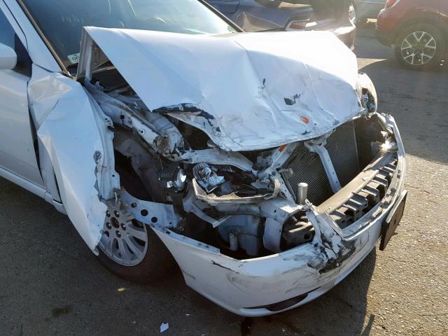 4A32B2FF5CE019268 - 2012 MITSUBISHI GALANT FE WHITE photo 9