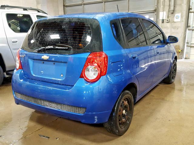 KL1TD6DE1AB126097 - 2010 CHEVROLET AVEO LS BLUE photo 4