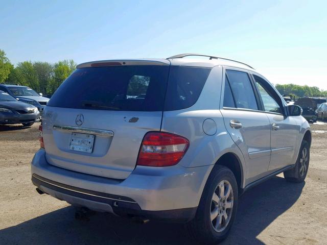 4JGBB86E66A015878 - 2006 MERCEDES-BENZ ML 350 SILVER photo 4