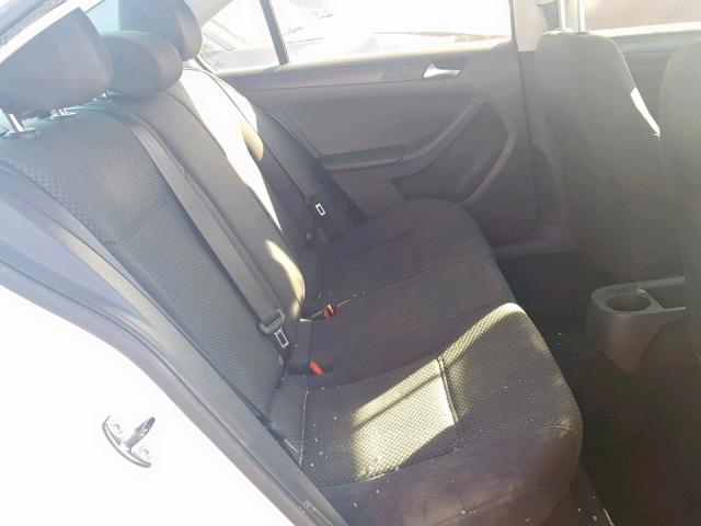 3VW2K7AJ4DM378793 - 2013 VOLKSWAGEN JETTA BASE 白色 照片 6