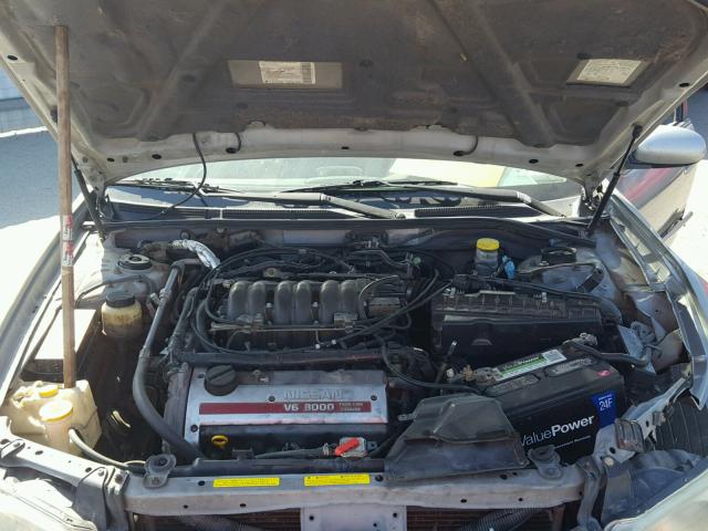 JN1CA31D81T820875 - 2001 NISSAN MAXIMA GXE SILVER photo 7