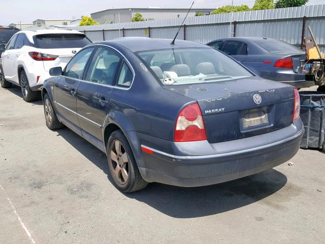 WVWPD63B12P437132 - 2002 VOLKSWAGEN PASSAT GLS BLUE photo 3