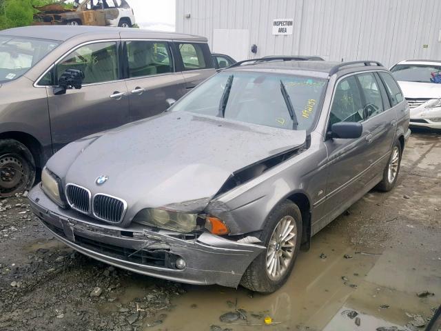 WBADR63472GN92139 - 2002 BMW 540 IT AUT GRAY photo 2