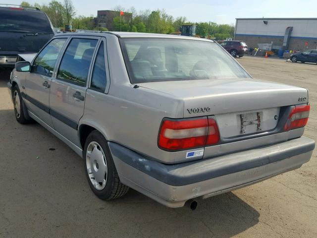 YV1LS5548V1381785 - 1997 VOLVO 850 SILVER photo 3