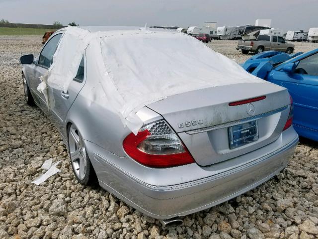 WDBUF72X97B087381 - 2007 MERCEDES-BENZ E 550 SILVER photo 3