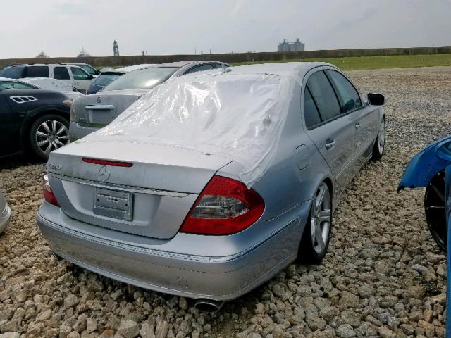 WDBUF72X97B087381 - 2007 MERCEDES-BENZ E 550 SILVER photo 4