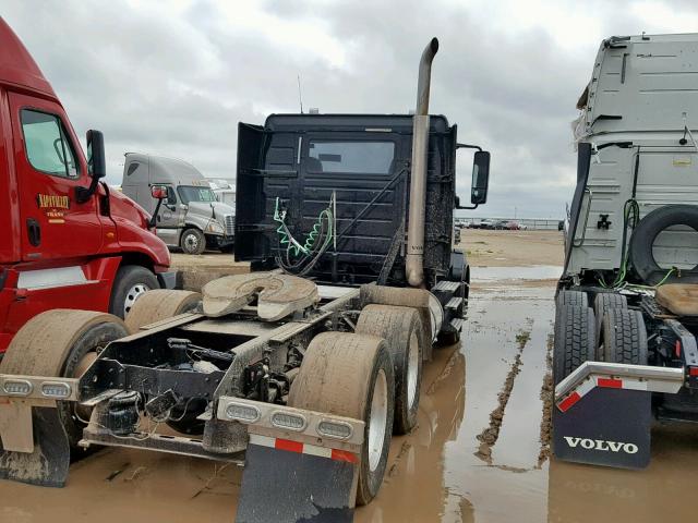 4V4NC9EJ6AN287646 - 2010 VOLVO VN VNL BLACK photo 4