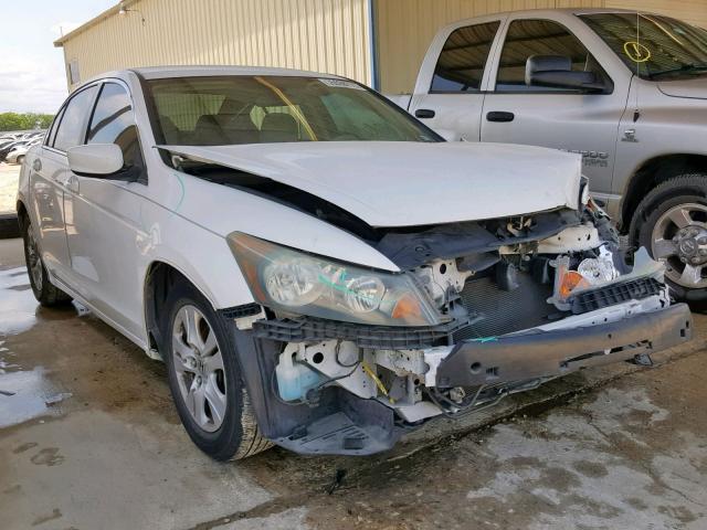 1HGCP2F45AA029053 - 2010 HONDA ACCORD LXP WHITE photo 1