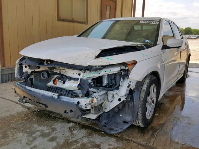 1HGCP2F45AA029053 - 2010 HONDA ACCORD LXP WHITE photo 2