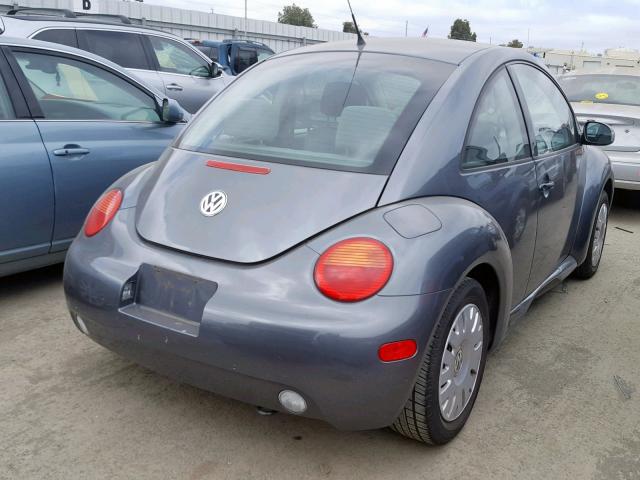 3VWBK31CX5M405846 - 2005 VOLKSWAGEN NEW BEETLE ნაცრისფერი ფოტო 4
