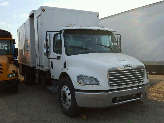 1FVACWCS47HY02322 - 2007 FREIGHTLINER M2 106 MED WHITE photo 1
