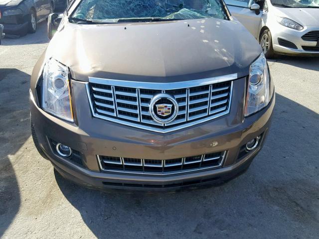 3GYFNFE3XFS589118 - 2015 CADILLAC SRX PERFOR BROWN photo 7