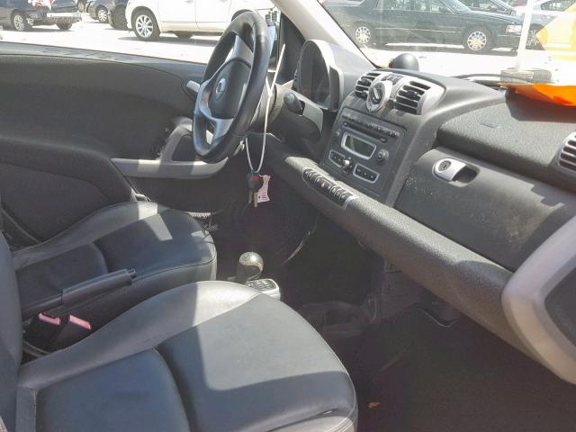 WMEEK31X79K251209 - 2009 SMART FORTWO PAS 银色 照片 5