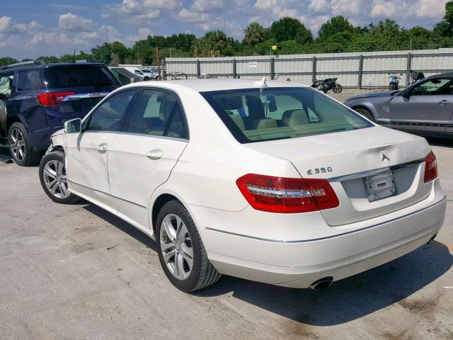 WDDHF5GB4BA494758 - 2011 MERCEDES-BENZ E 350 WHITE photo 3