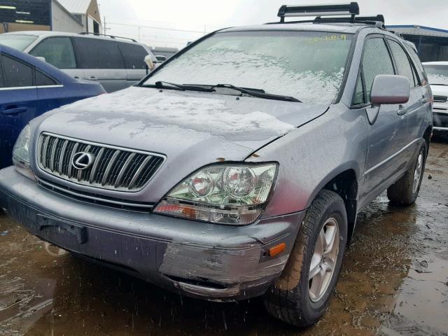 JTJHF10UX20273473 - 2002 LEXUS RX 300 GRAY photo 2