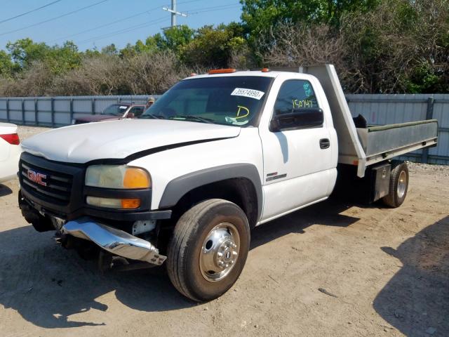 1GDJC342X4E357523 - 2004 GMC NEW SIERRA C3500  photo 2