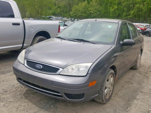 1FAFP34N27W340647 - 2007 FORD FOCUS ZX4 GRAY photo 2