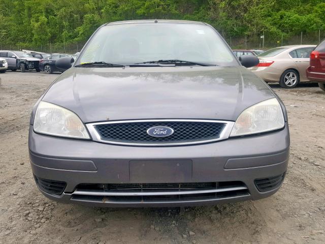 1FAFP34N27W340647 - 2007 FORD FOCUS ZX4 GRAY photo 9