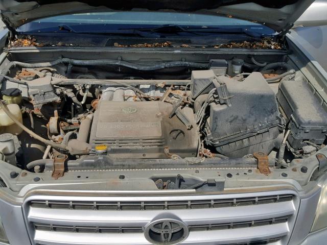 JTEHF21A110011557 - 2001 TOYOTA HIGHLANDER SILVER photo 7