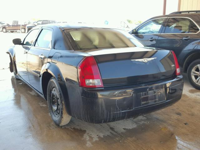 2C3JA43R15H654144 - 2005 CHRYSLER 300 BLACK photo 3