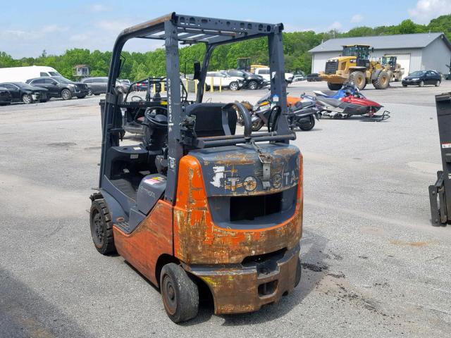 25854 - 2009 TOYOTA FORKLIFT ORANGE photo 3