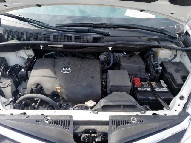 5TDJZ3DC7JS205121 - 2018 TOYOTA SIENNA LE  photo 7