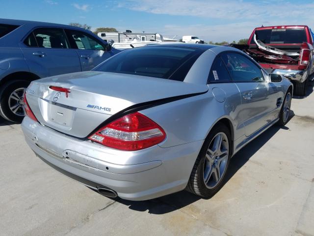 WDBSK71F67F123001 - 2007 MERCEDES-BENZ SL 550  photo 4