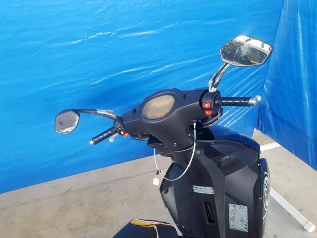 L8YTCKPX2EY600435 - 2014 SHENKE SCOOTER BLACK photo 5