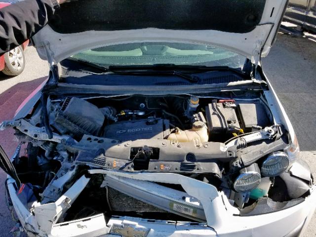 1G1JB6SH9F4197751 - 2015 CHEVROLET SONIC LS WHITE photo 7