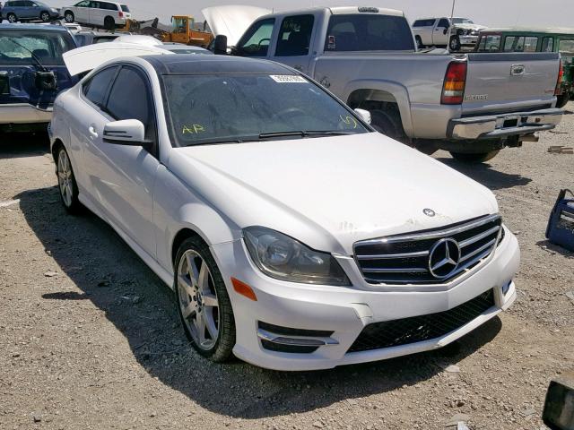 WDDGJ4HB0DG011186 - 2013 MERCEDES-BENZ C 250 WHITE photo 1