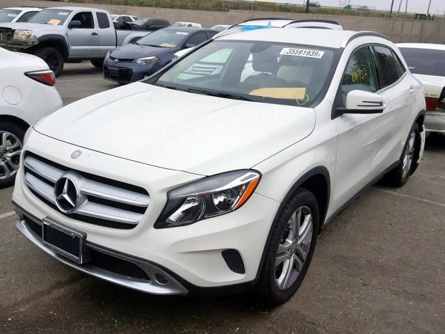 WDCTG4EBXFJ135932 - 2015 MERCEDES-BENZ GLA 250 WHITE photo 2