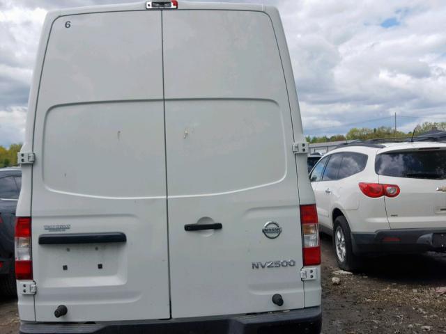 1N6BF0LY9HN810053 - 2017 NISSAN NV 2500 S WHITE photo 4