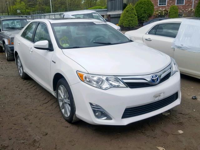 4T1BD1FK3EU108023 - 2014 TOYOTA CAMRY HYBR WHITE photo 1