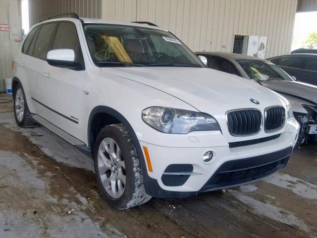 5UXZV4C58CL746916 - 2012 BMW X5 XDRIVE3 WHITE photo 1