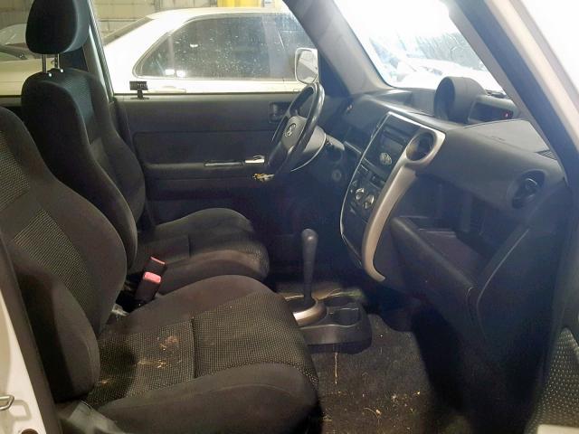 JTLKT324650188164 - 2005 TOYOTA SCION XB 白色 照片 5