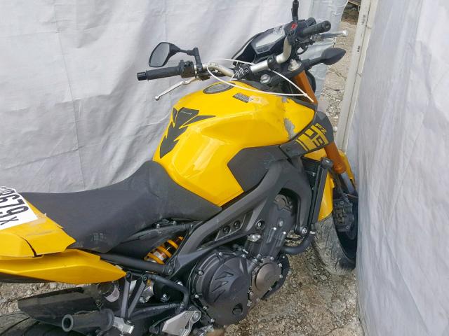 JYARN33E9FA007643 - 2015 YAMAHA FZ09 YELLOW photo 5