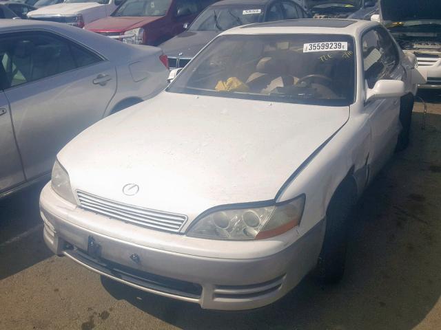 JT8GK13T2R0073354 - 1994 LEXUS ES 300 WHITE photo 2