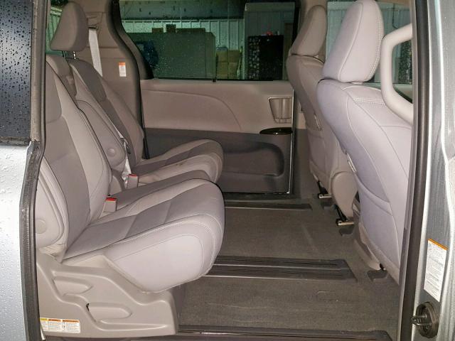 5TDYZ3DC0KS979226 - 2019 TOYOTA SIENNA LIM SILVER photo 6