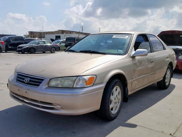 JT2BG22K7Y0423273 - 2000 TOYOTA CAMRY CE BEIGE photo 2