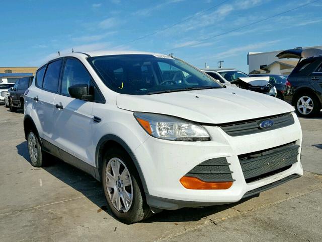 1FMCU0F71EUC10530 - 2014 FORD ESCAPE S WHITE photo 1